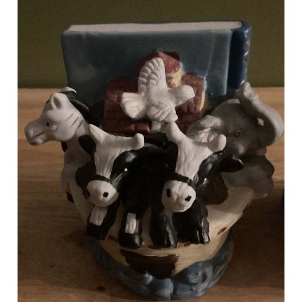 SET OF NOAH'S ARK BOOKENDS....APPROX 4" TALL...COLORFUL & DETAILED CERAMIC - Picture 3 of 11